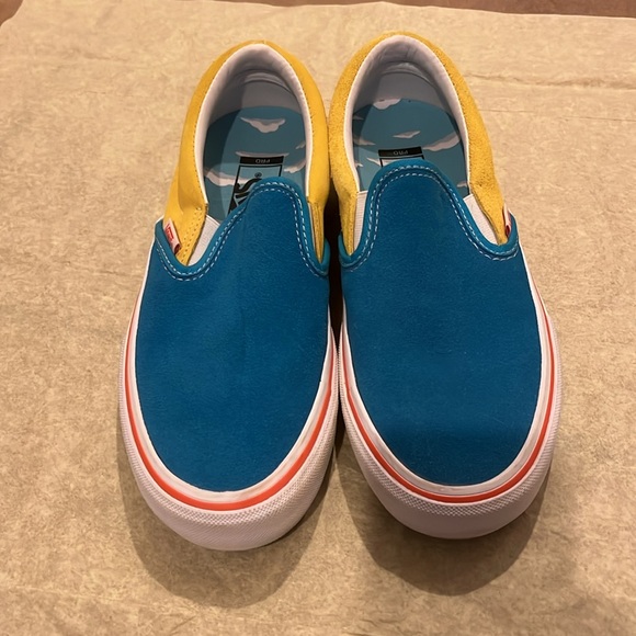 Vans Slip-On Pro Simpsons Size 7 new without tags - Picture 2 of 4